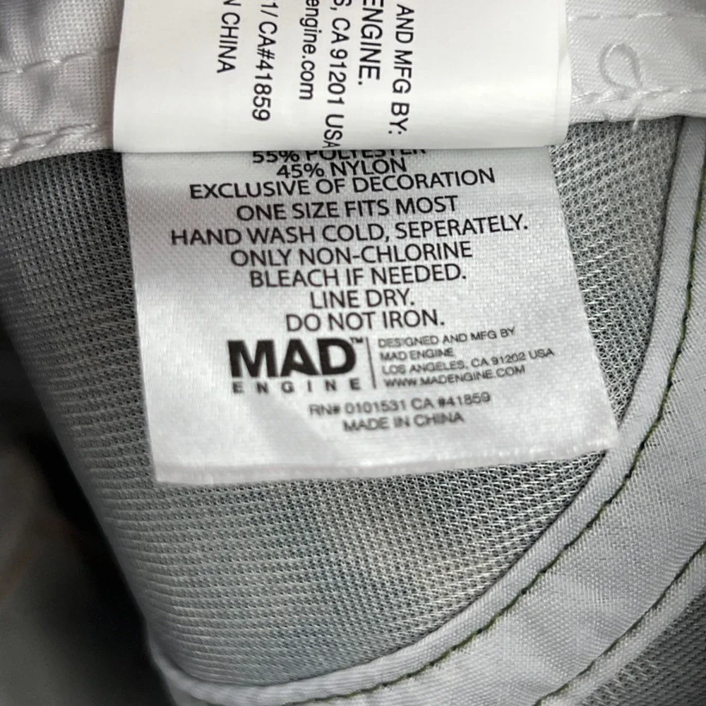 Mad Engine Smokey The Bear Fuzzy Fleece Strapback Hat NWD Green Aztec - Picture 9 of 9